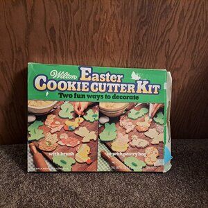 Vintage Wilton 1978 &1975 Hallmark Easter Cookie Cutters,Lot of 16